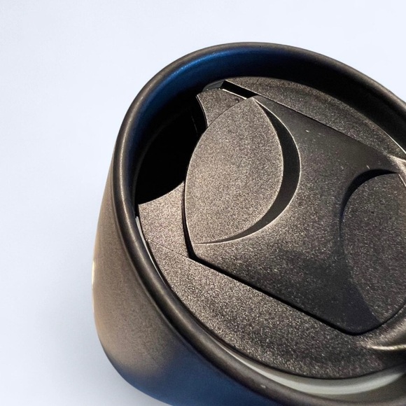 Harry Potter Wizarding World Black Quidditch Broomstick Thermos Travel Mug 20 oz - Picture 8 of 9